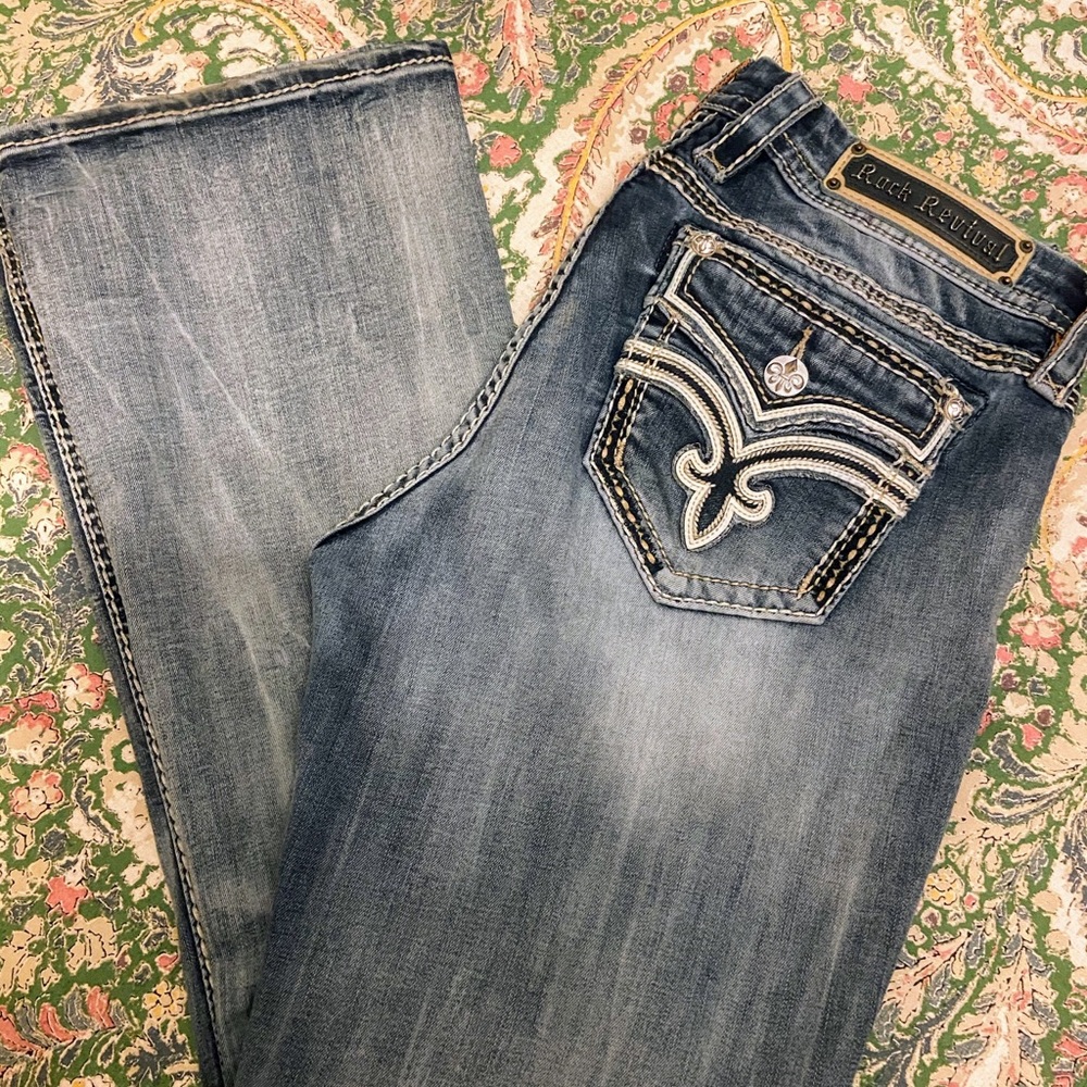 SOLD...Rock Revival Bootcut Jeans 👠